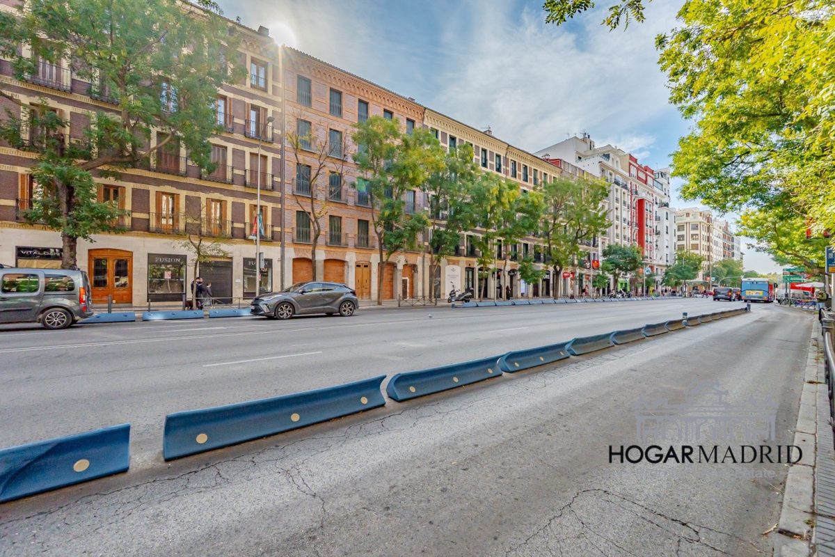 Luminoso, en excelente estado