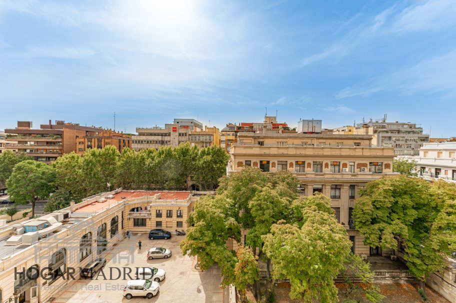 Almagro, con garaje y terraza